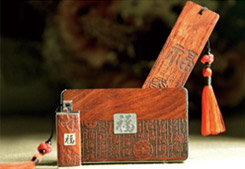 房地产开盘礼品--红木三件套-名片盒+U盘+书签